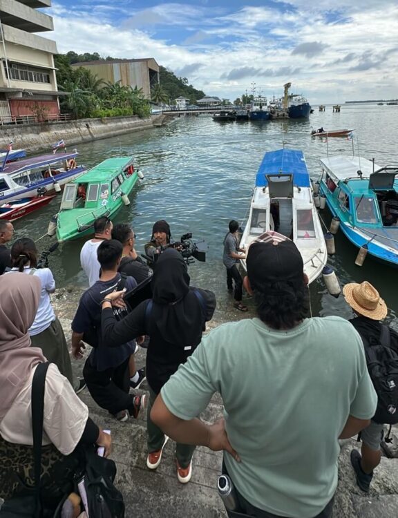 Media dan Production (4)