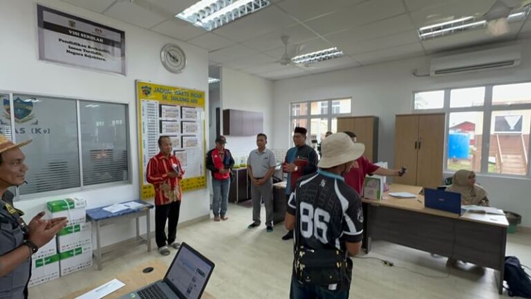 Media dan Production (9)